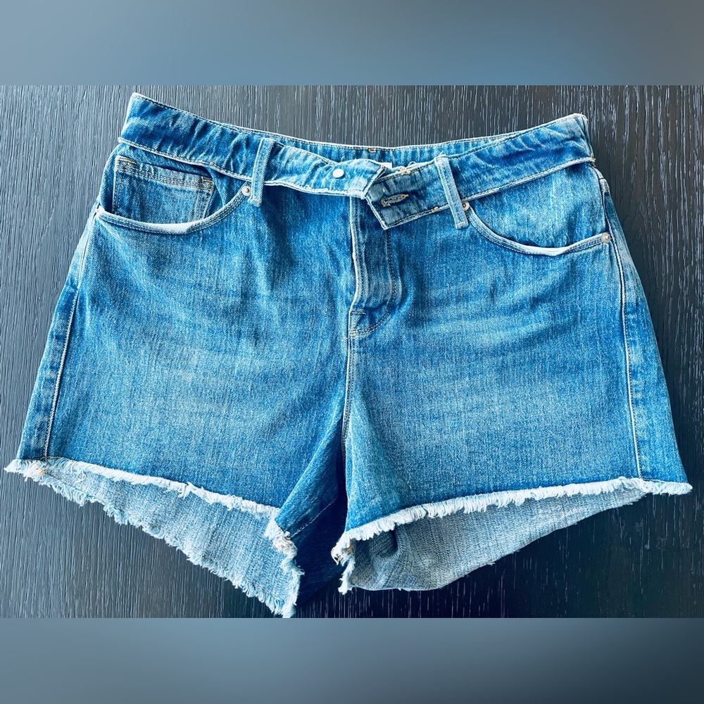 Good American Cutoff Foldover High Waist Denim Shorts (Blue 684)